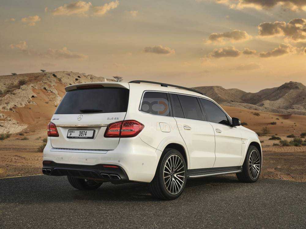 Rent Mercedes Benz AMG GLS 63S 2017 in Dubai - Luxury SUV-pic_4