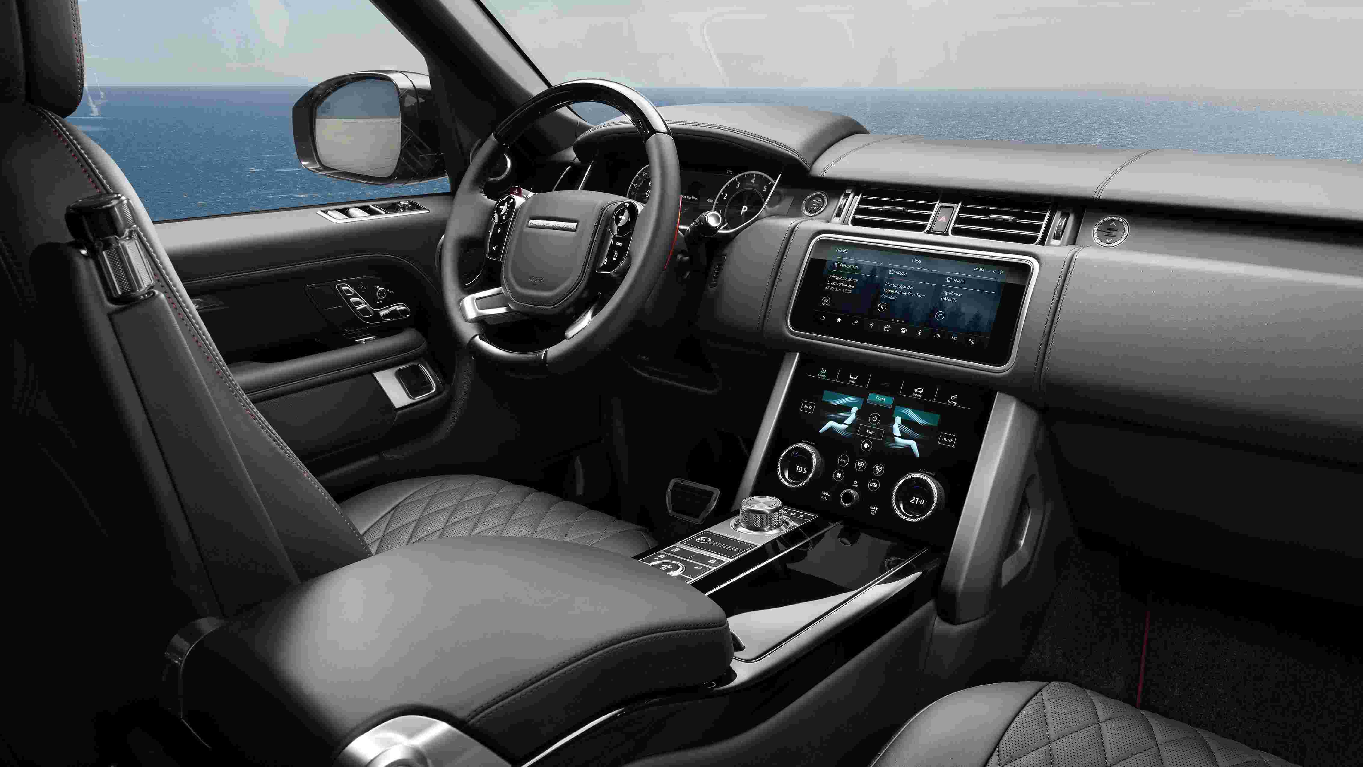 2022 RANGE ROVER VOUGE AUTOBIOGRAPHY LWB BRAND NEW GCC-pic_4