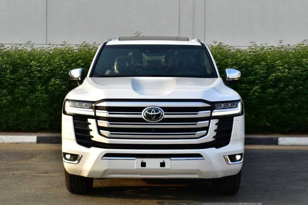 Rent Toyota Land Cruiser 2022-pic_2