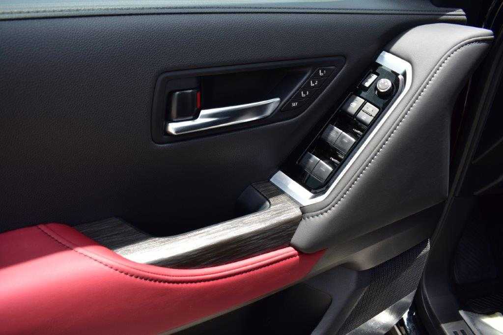 TOYOTA LAND CRUISER-pic_6