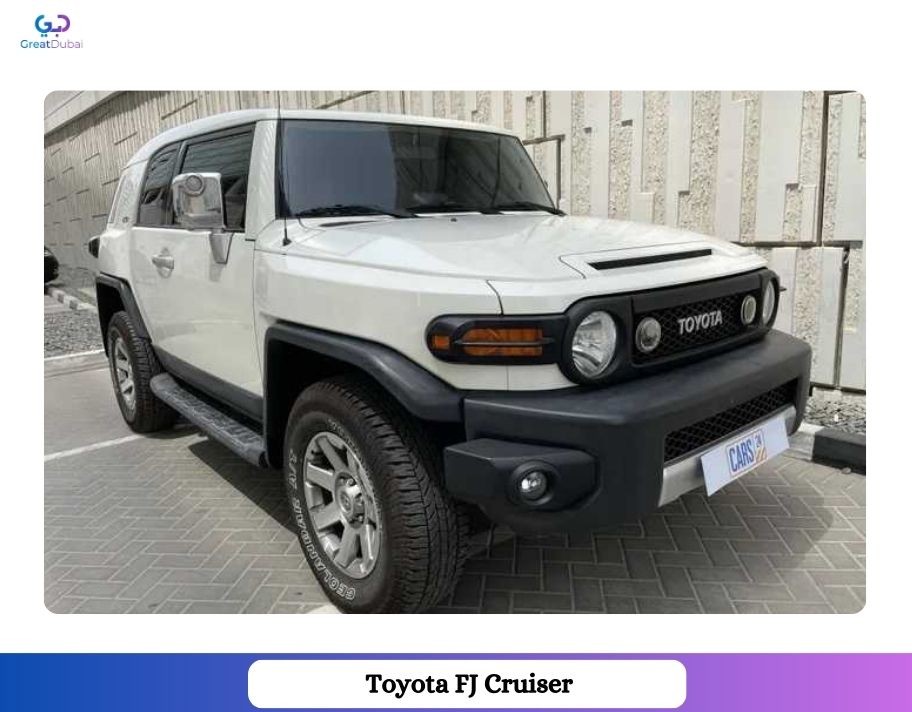 2022 White Toyota FJ Cruiser 4.0L-image