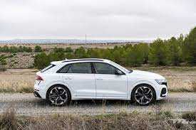 RENT AUDI Q8 2020 IN DUBAI-pic_4