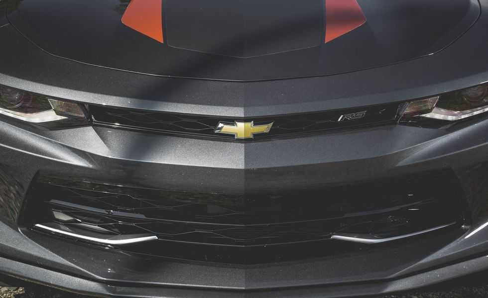 Rent 2020 Chevrolet Camaro ZL1-pic_5